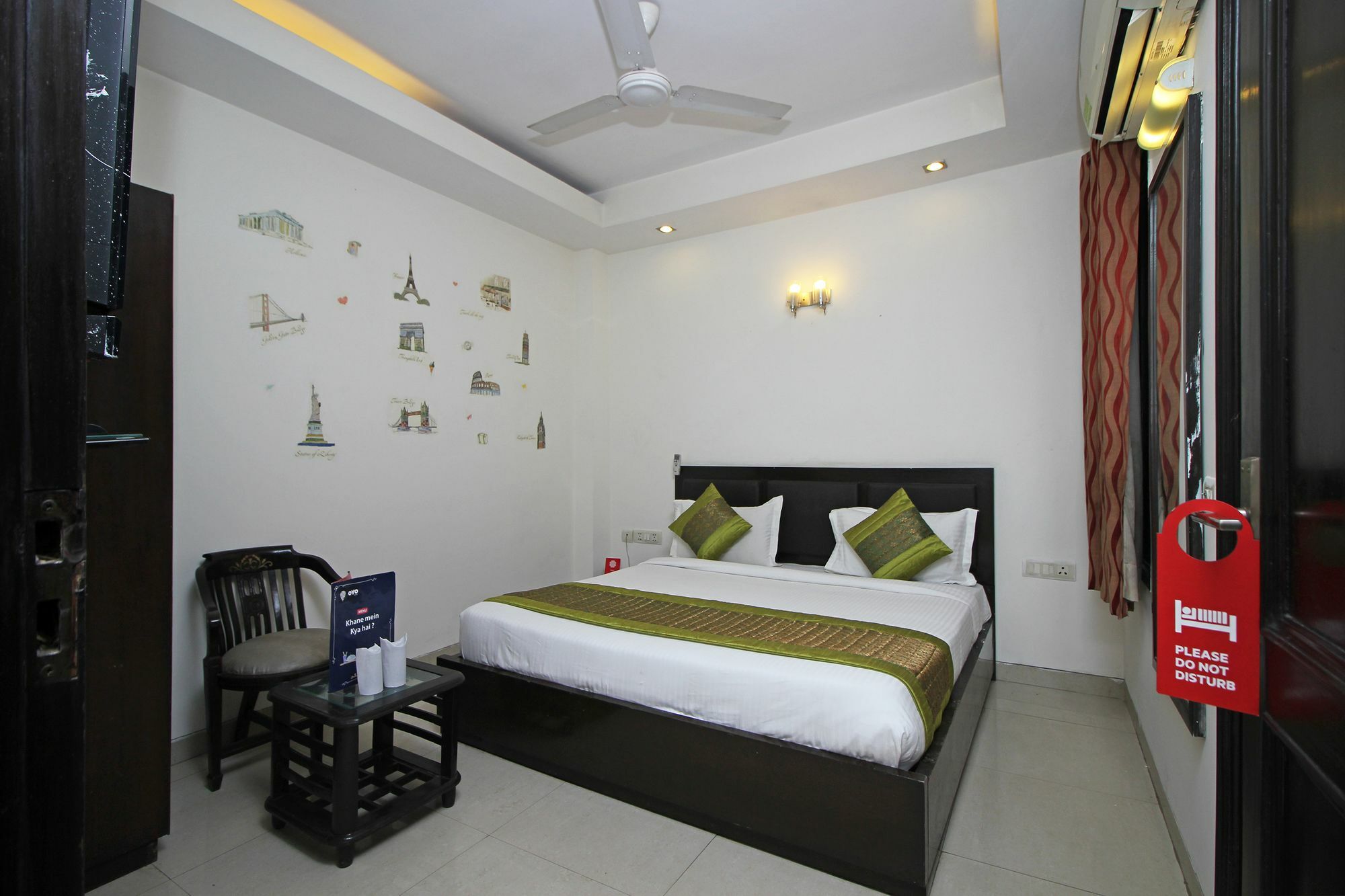 Oyo 9030 Hotel Delhi Airport Plaza Neu-Delhi Exterior foto